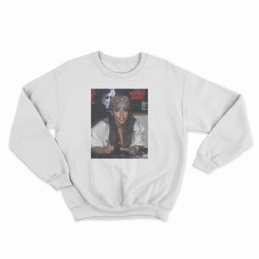 Aaliyah's Style Slayed In Romeo Must Die Sweatshirt