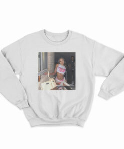 Sasha Obama Is Giving Honey Sweatshirt