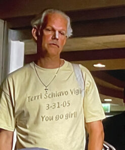 Terri Schiavo Vigil 3-31-05 You Go Girl T-Shirt