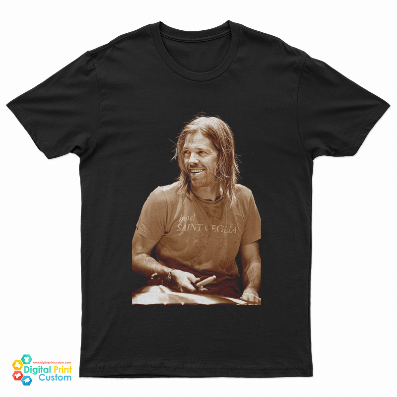 Billie Eilish Wearing A Taylor Hawkins T-Shirt