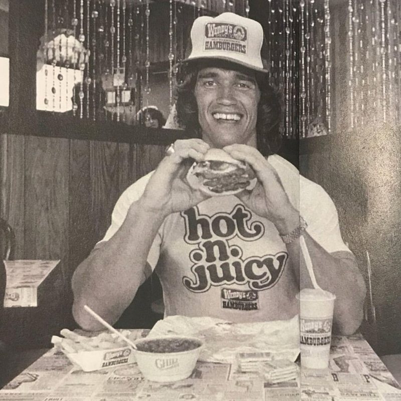 Vintage Wendy's Hot N Juicy T-Shirt